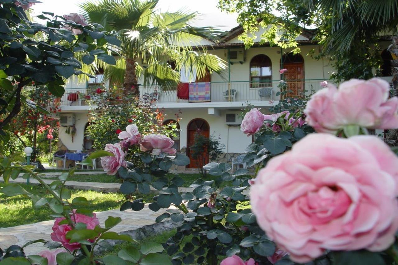 Olympos Yavuz Hotel Cirali Exterior photo