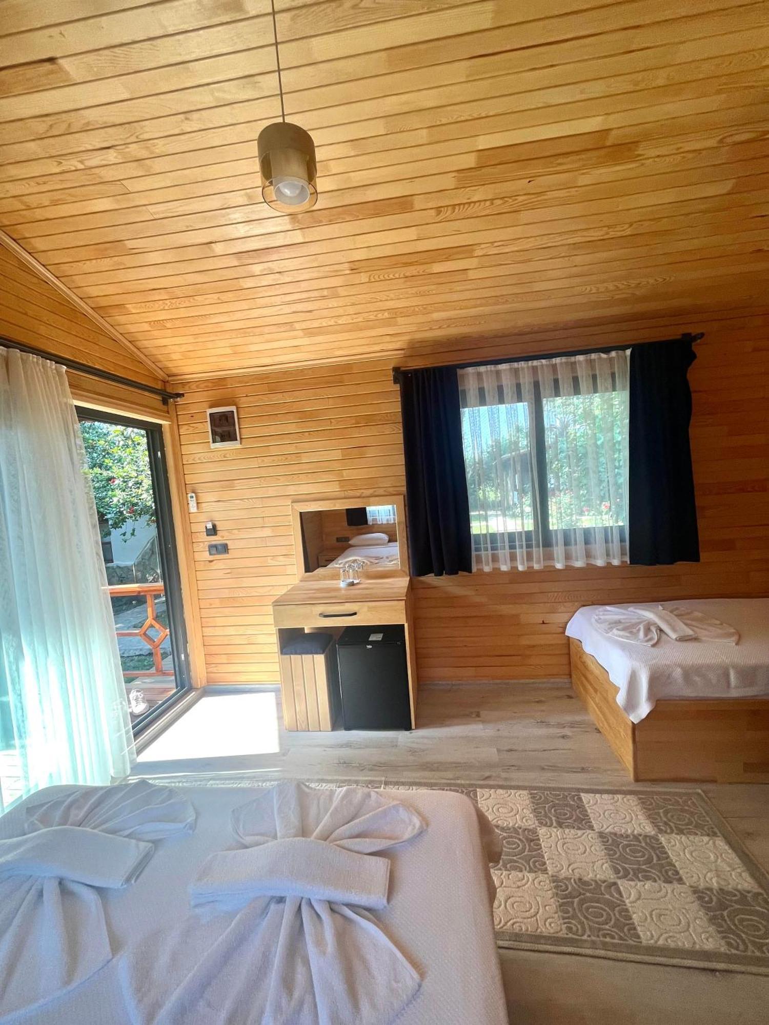 Olympos Yavuz Hotel Cirali Exterior photo
