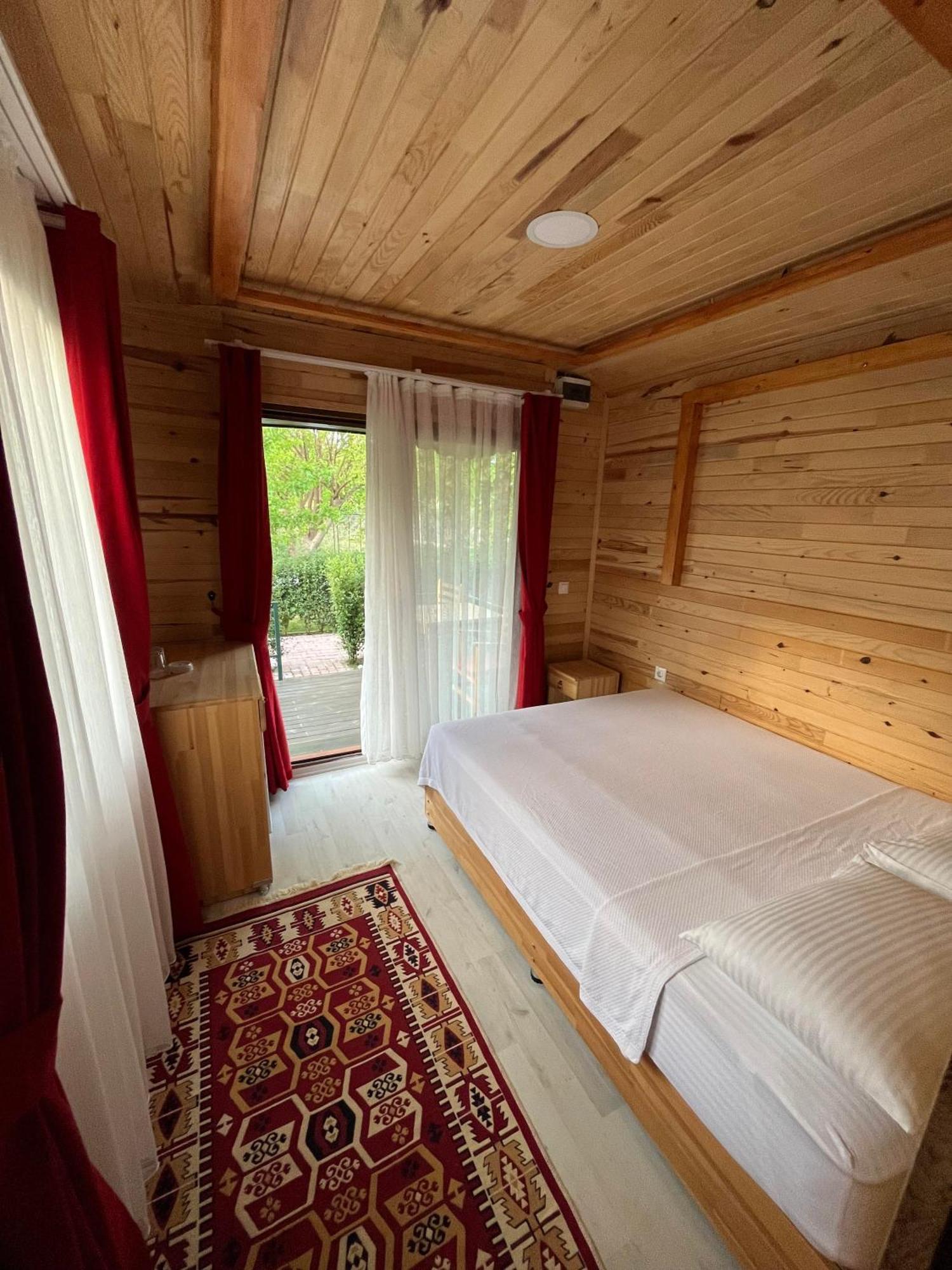 Olympos Yavuz Hotel Cirali Exterior photo