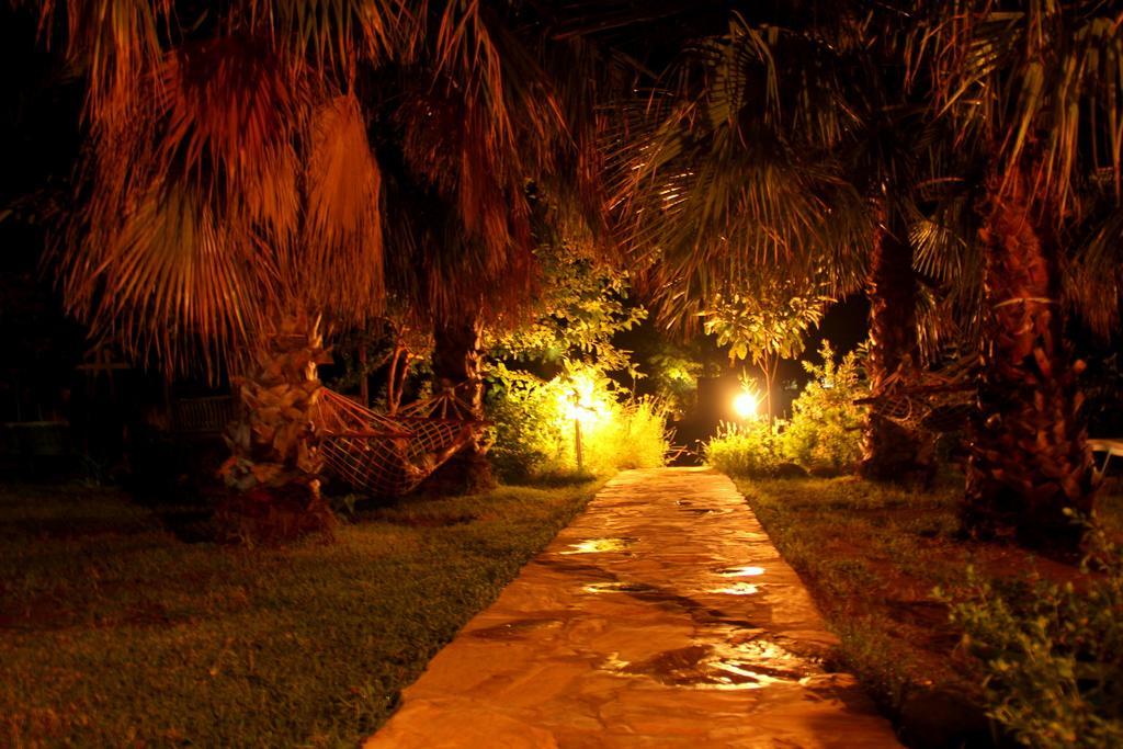Olympos Yavuz Hotel Cirali Exterior photo